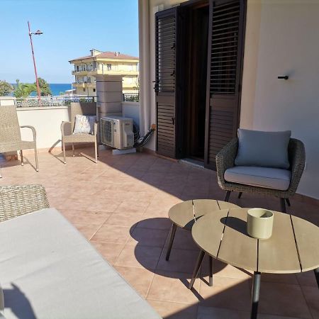 Del Gaudio Guesthouse Torre Melissa 外观 照片